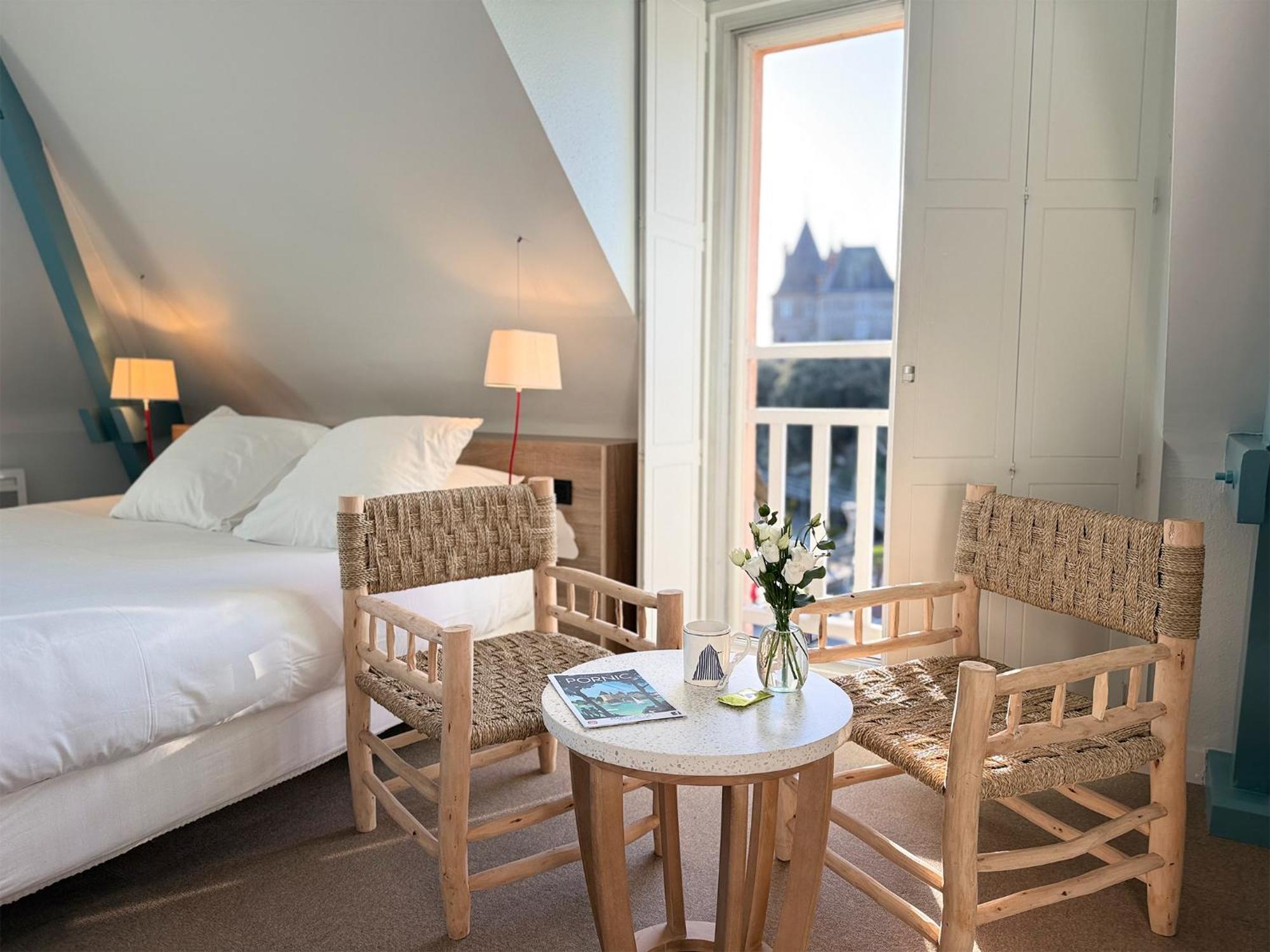 Hotel Beau Soleil Порник Екстериор снимка