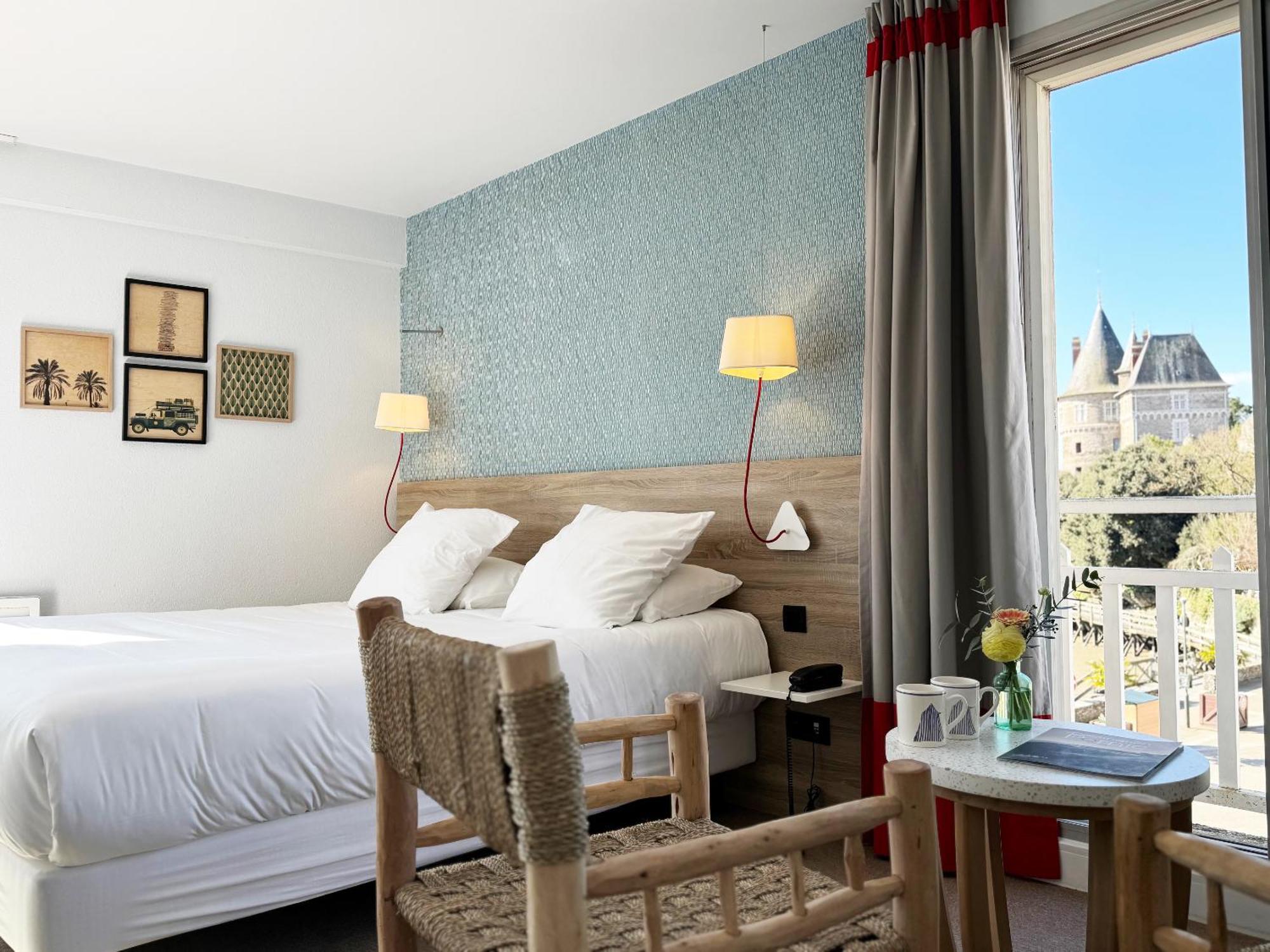 Hotel Beau Soleil Порник Екстериор снимка